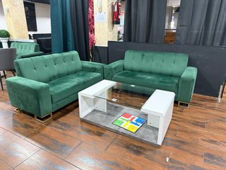 Sofá Biplaza Verde Terciopelo y Mesa Cristal