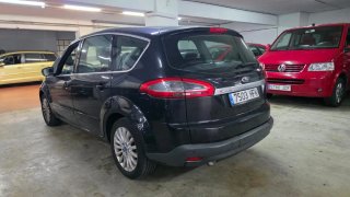 Ford S-MAX 2011