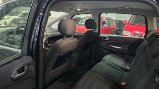 Ford S-MAX 2011