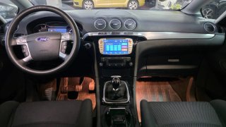 Ford S-MAX 2011