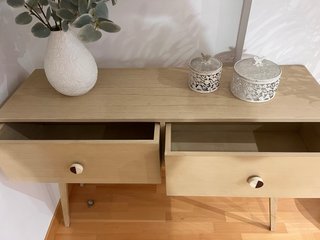 Mueble recibidor madera