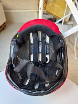 Casco Giro Rojo y Negro