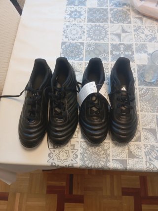 Botas de fútbol Adidas Copa Negras 2 pares 42 y 43