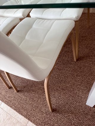 Mesa comedor cristal 4 sillas blancas