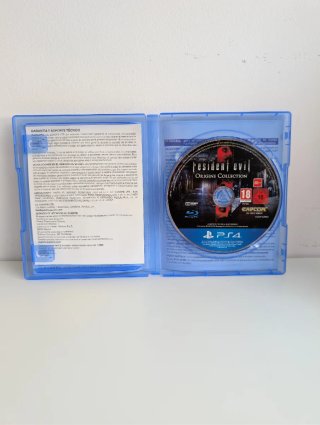 PS4 Resident Evil Origins Collection