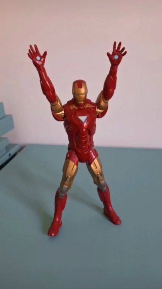 Figura Iron Man Mark VI 20 cm
