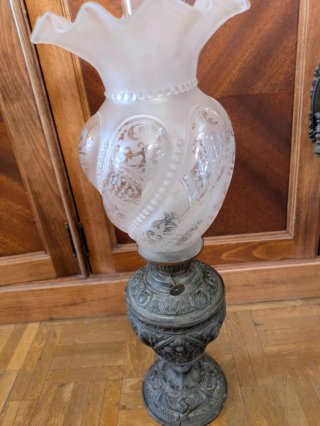 Lámpara  antigua de bronce