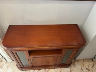 Mueble de madera.
