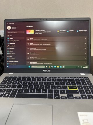 ASUS E510MA-BQ553TS Argento