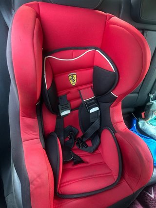 Silla de coche ferrari para niño