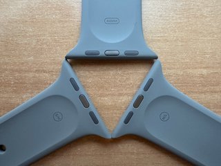 Apple Watch 44mm. Light Gray Titanium Sport Band