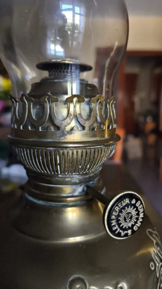 Lámpara de aceite antigua siglo XIX.