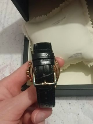 Reloj Puisance Cerámica Negro y Dorado