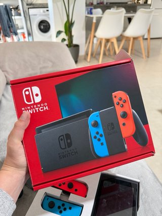 Nintendo Switch Azul y Rojo