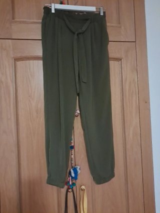 Pantalón bombacho verde