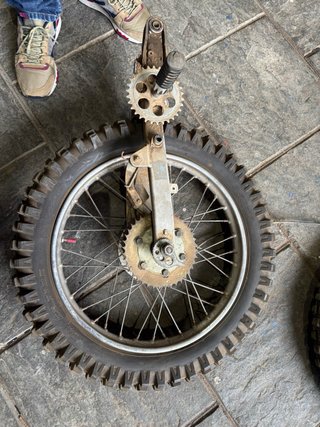 Llantas de moto con neumaticos