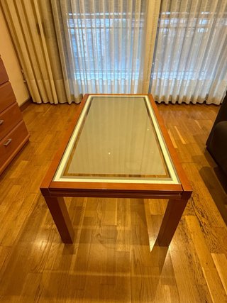 2 Mesas de comedor de madera y cristal
