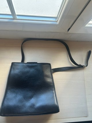 Bolso Loewe negro piel