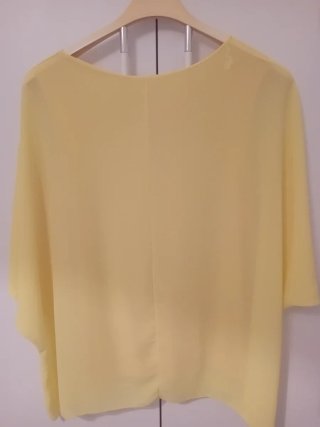 Maglia donna con farfalla e strass