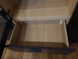 Aparador Besta Ikea Negro y Transparente