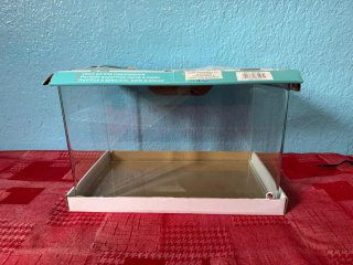 Acuario pecera con filtro y lámpara