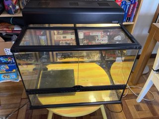 Terrario Reptiles con Placa Calor y Luz