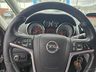 Opel Zafira Tourer 2015