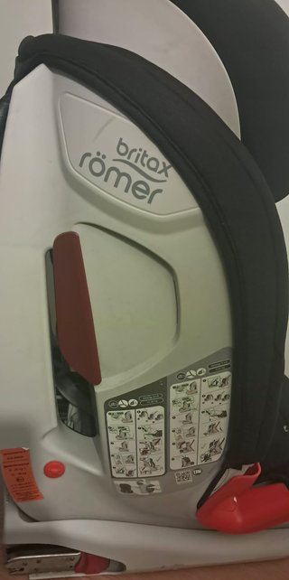 Silla coche Britax Römer negra