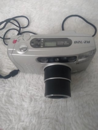 Cámara Ricoh RZ-728