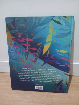 Libro infantil  Olas en la barriga