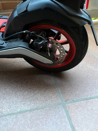 Patinete Eléctrico Aprilia eSR1