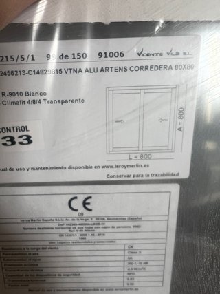 Ventana 80x80