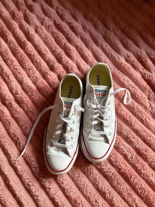 Converse bajas blancas