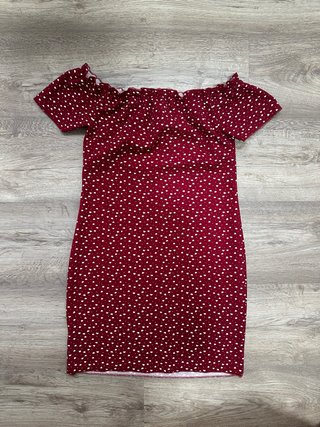 Vestido rojo con corazones