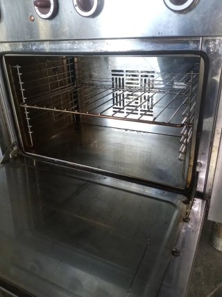 Cocina Industrial 5 Fuegos a gas y horno eléctrico