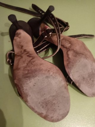 Sandalias Marrones y Doradas