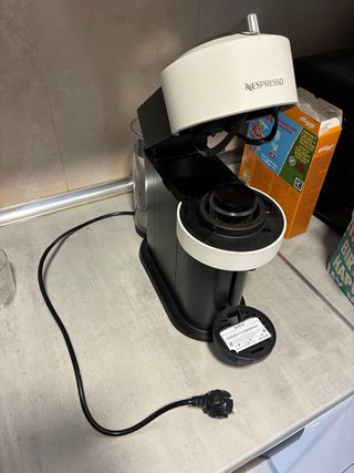 Cafetera Nespresso Vertuo Next