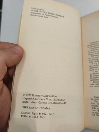 En busca de tres mundos