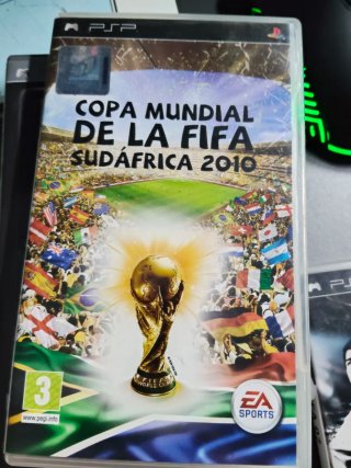 Lote 4 Giochi PSP: Star Wars, Naruto, F1 2006