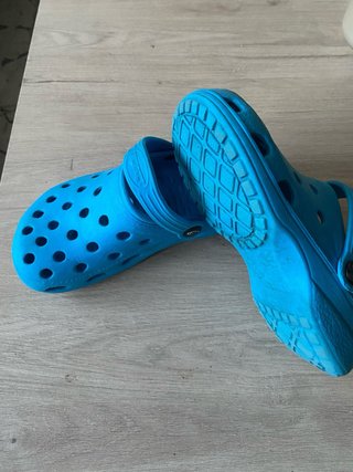 Chanclas Crocs Azules Talla 42