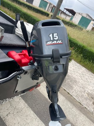 Barca rígida 3,80m 15hp