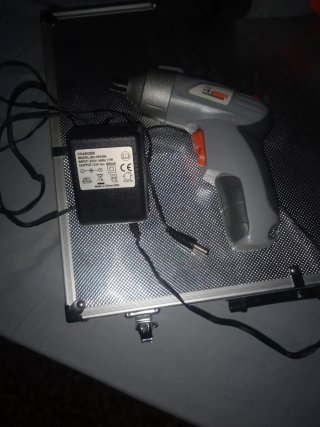 Taladro Inalámbrico 18V y Mini Taladro