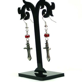Pendientes Espadones y cristales rojos