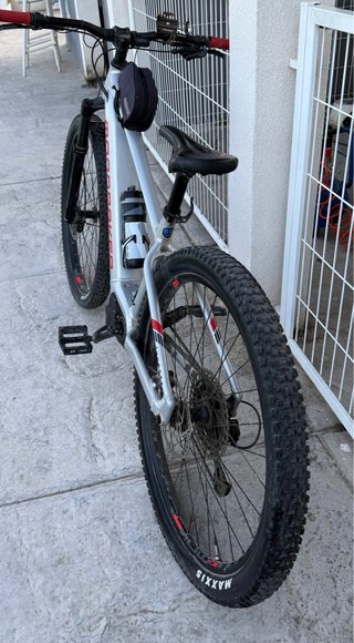 Bicicleta Eléctrica Mondraker Thunder 29