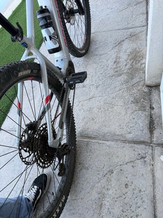 Bicicleta Eléctrica Mondraker Thunder 29