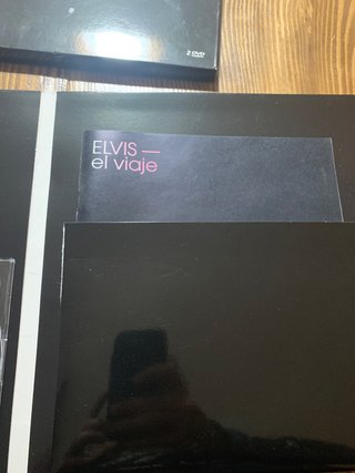 Elvis Presley 2 DVDs y Libro Ilustrado