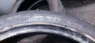 275/35 R20 97Y
