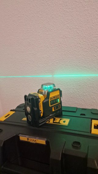 Nivel Láser DeWalt 12V con Maletín