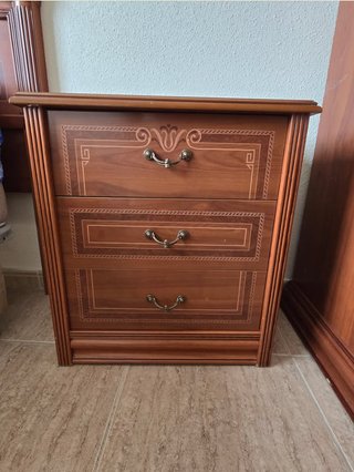 Juego de cuarto madera oscura