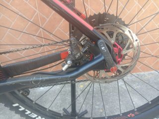 Bicicleta Cube Reaction